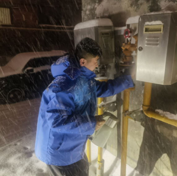 商丘盛泰燃气；迎战风雪护民生，筑牢冬季供气“暖防线”